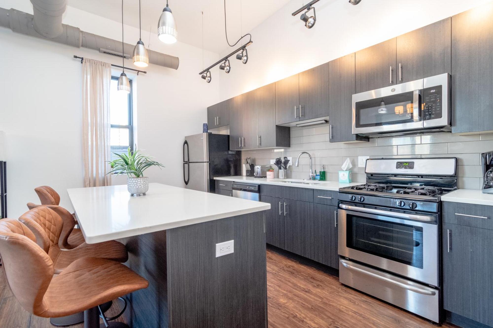 Mccormick Place 3Br-2Ba With Optional Parking - Sleeps 8 Chicago Exterior photo
